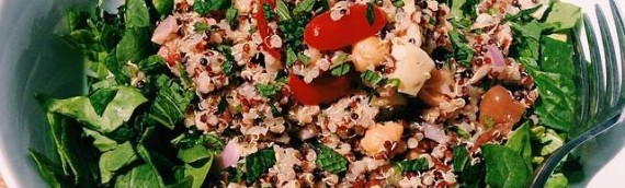 Summertime Salad: Mediterranean Quinoa Salad